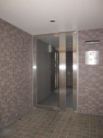 ラ　スタジオーネ都立家政Ｃ棟のエントランス|★オートロック付きエントランス★