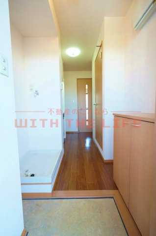 セジュールＦＫ【キャッシュバック対象】の玄関|明るい玄関です