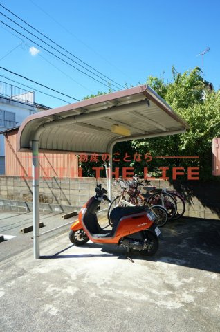 セジュールＦＫ【キャッシュバック対象】のその他共用部分|ゆったり過ごせる居間です