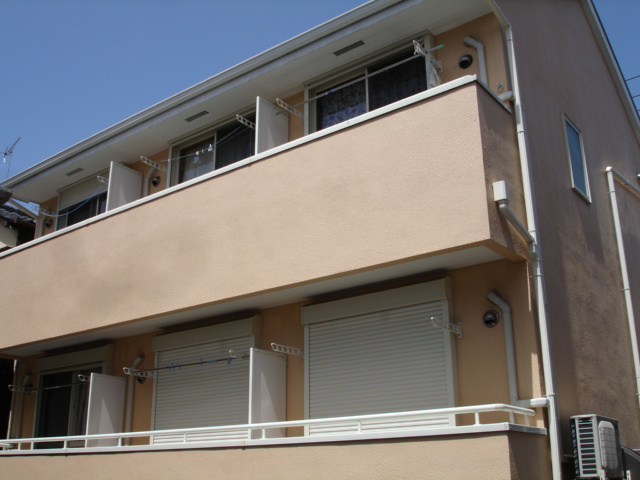 武蔵野市境南町４丁目のアパートの外観