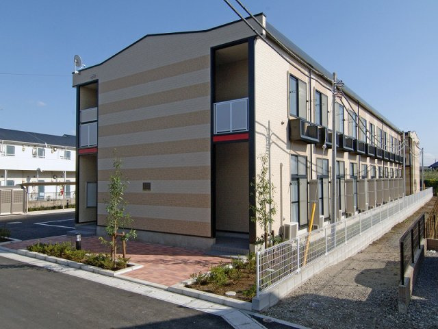 レオパレス武義の外観