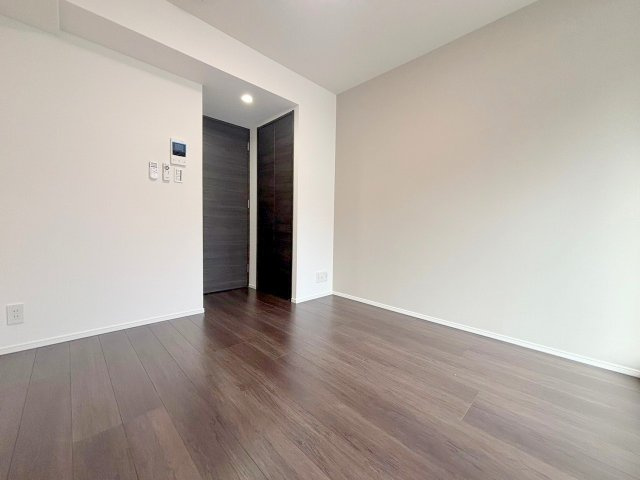 グランドロアール上新庄の洋室