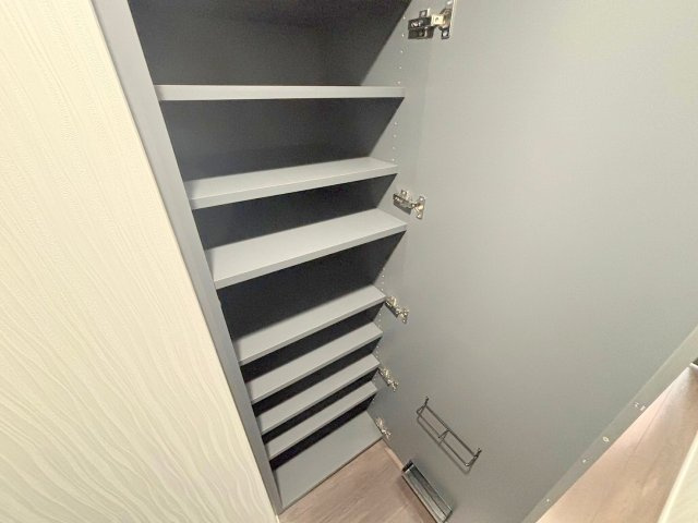 グランドロアール上新庄の収納