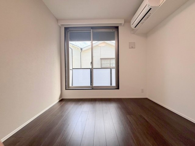 グランドロアール上新庄の居間・リビング