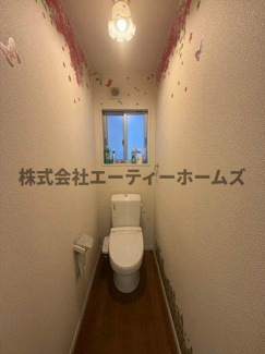 【トイレ】 | 築浅！鴻巣市宮前戸建（太陽光・蓄電池付き！） | ウォシュレット付きトイレ♪
