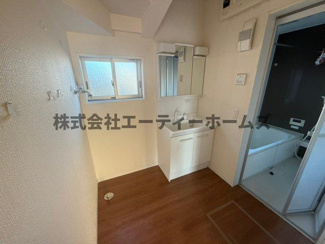 【独立洗面台】 | 築浅！鴻巣市宮前戸建（太陽光・蓄電池付き！） | 1坪の洗面化粧台♪