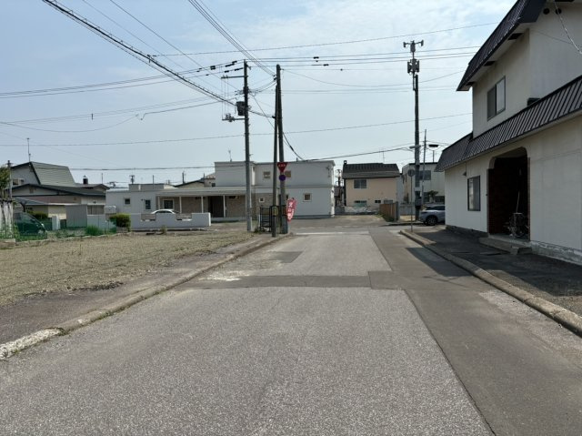 【前面道路含む現地写真】の画像