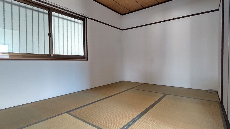 桜マンションの和室
