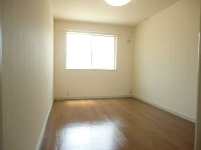 グリーンアースの内装|照明付洋室