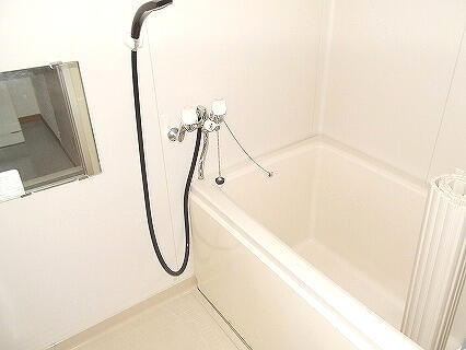 ビューハイツ吉備路の浴室