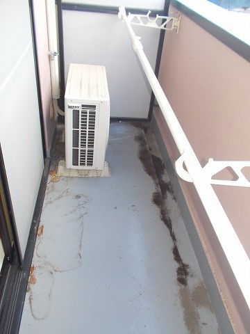 ビューハイツ吉備路のバルコニー