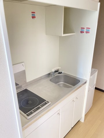 レオネクストブラン　ブルーのキッチン