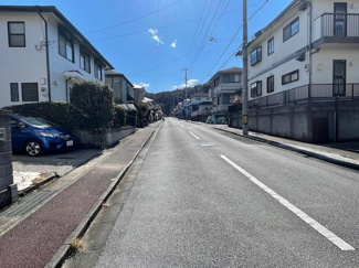 【前面道路含む現地写真】