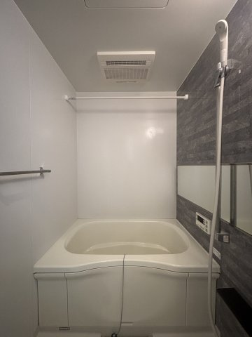 レジデンス　Ｍ　ホシの浴室|追い焚き・浴室乾燥機付き♪