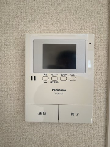 レジデンス　Ｍ　ホシのセキュリティ|訪問者が確認できるモニター付きインターホン♪