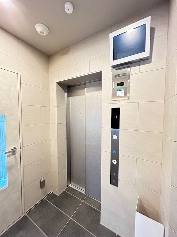 エステムコート神戸元町Ⅱザ・サロンの外観