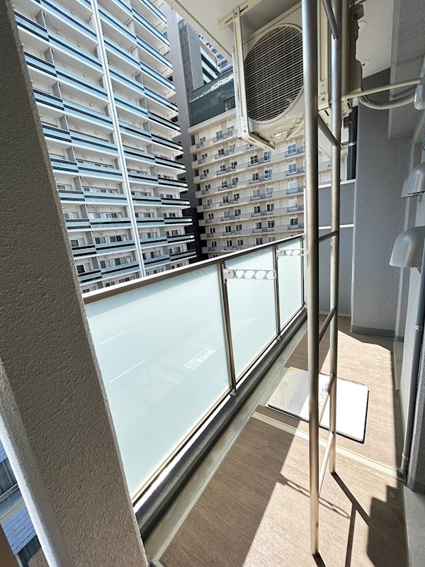 エステムコート神戸元町Ⅱザ・サロンのバルコニー