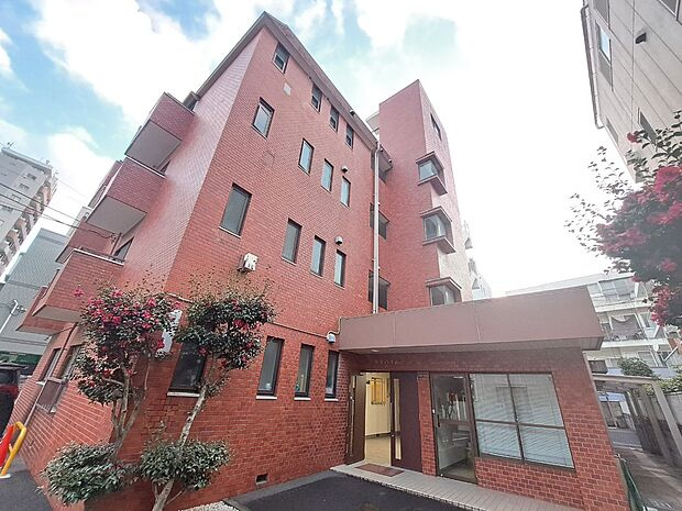 新幸ハイムの外観