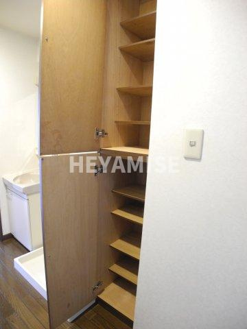 オランダ坂下ビルの内装|※類似間取りの別のお部屋の写真です※