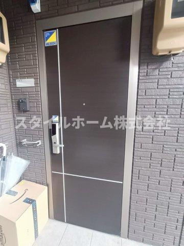 プレミール小坂井の玄関