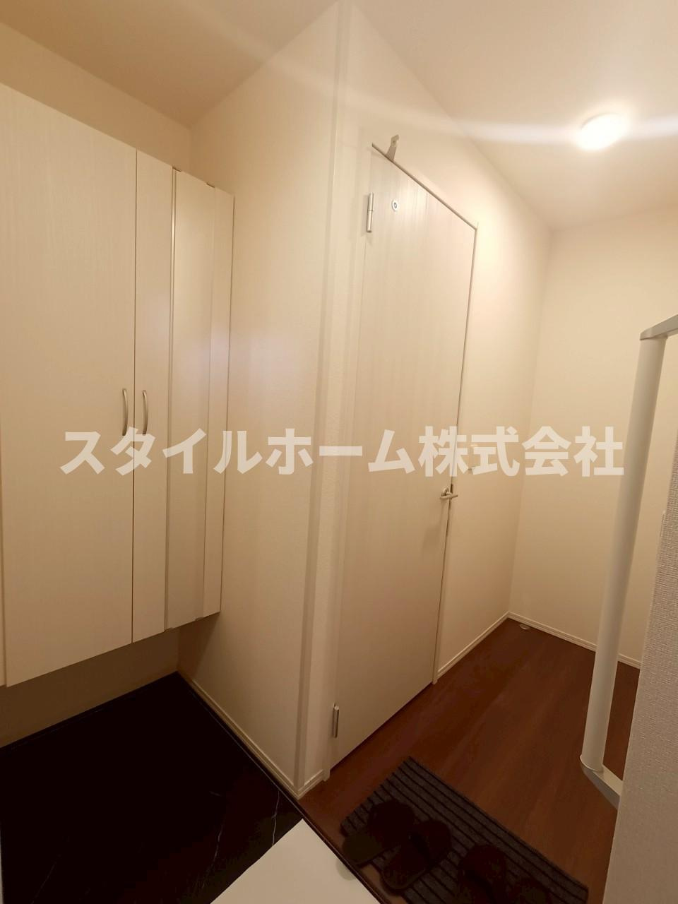 プレミール小坂井の玄関