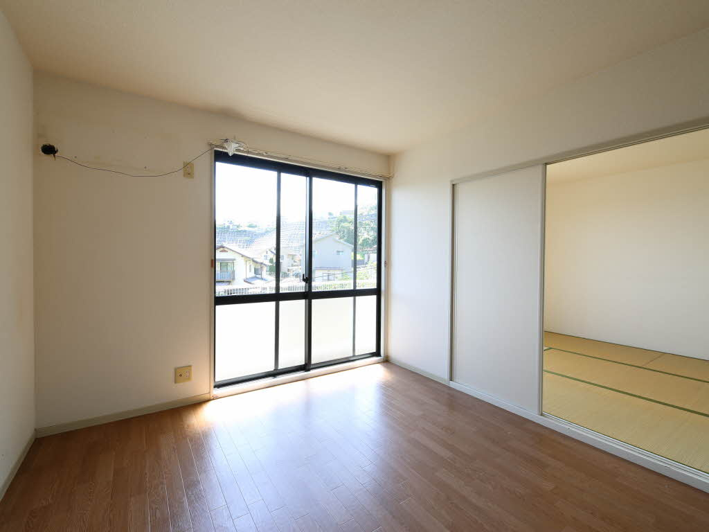 ビューハイム原田　Ａ棟の居間・リビング|居間です