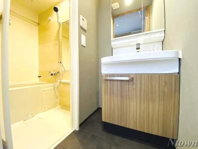 【洗面所】 | メイクスWアート今池Ⅲ | スペースが確保できる洗面所です