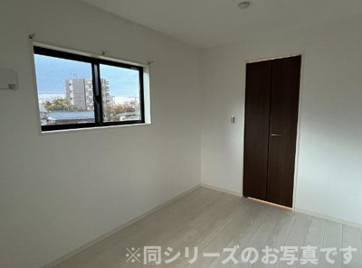 【寝室】 | メゾンクレール次郎丸壱番館　★プライスホームならHPに全物件の初期費用掲載中です！★