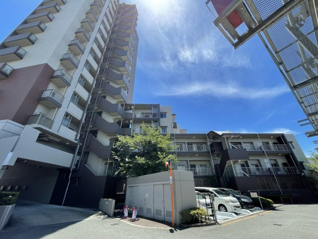 グランアッシュ寝屋川シティマークノースリッジの外観|外観もきれいです