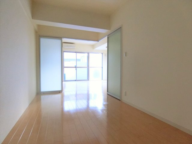 デルスールラローザの寝室