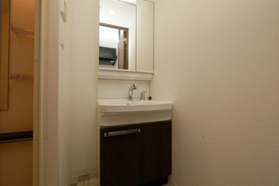 【独立洗面台】 | プレサンス大正フレンジ | 独立洗面台、朝の身支度には欠かせません