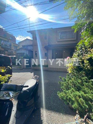 【エントランス】 | ハイツ大泉 | 建物の内部です