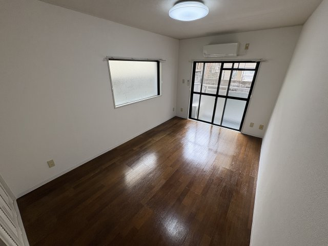 ジュネス福田の居間・リビング