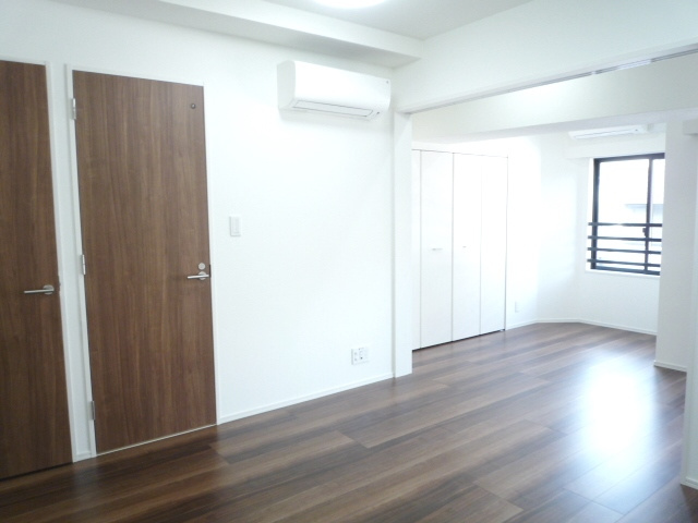 GRAN PASEO 本郷三丁目の居間・リビング|※写真は同タイプの別室になります