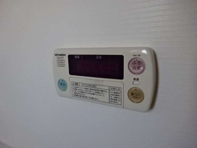 神戸市西区王塚台６丁目のアパートの浴室