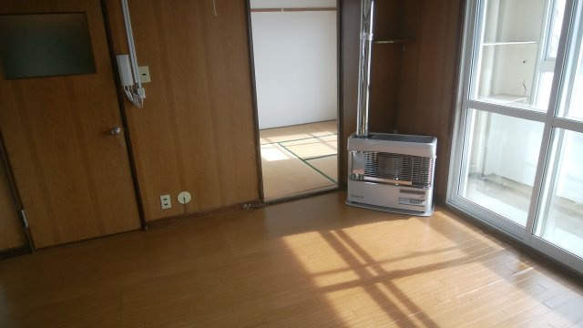 若草501マンションの居間・リビング