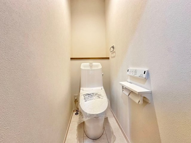 京都市西京区山田南山田町　未入居物件のトイレ|2階トイレ