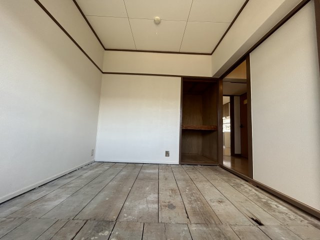 垂水農住３号棟の子供部屋