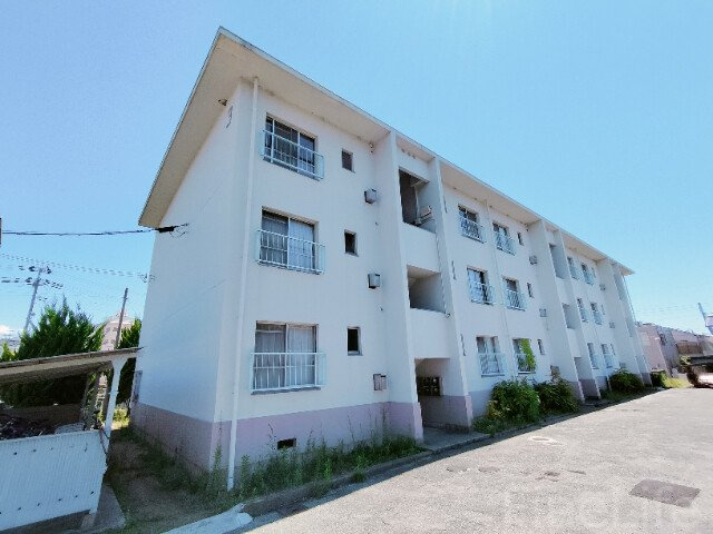垂水農住３号棟の外観