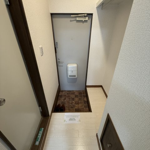 サンライズヒルの玄関