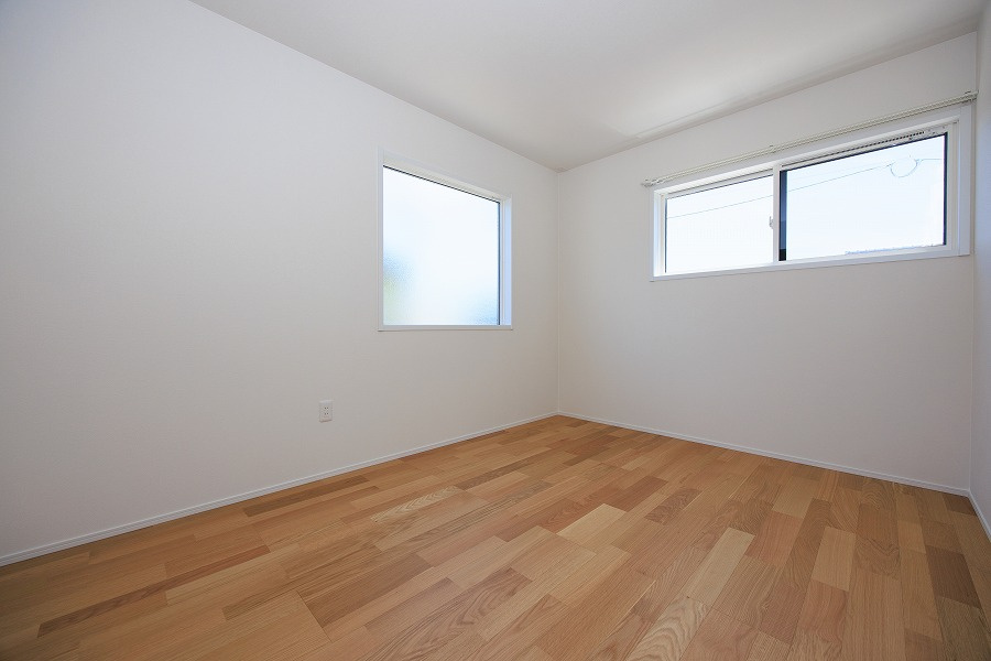 サンコート　八幡西区上の原１丁目の洋室