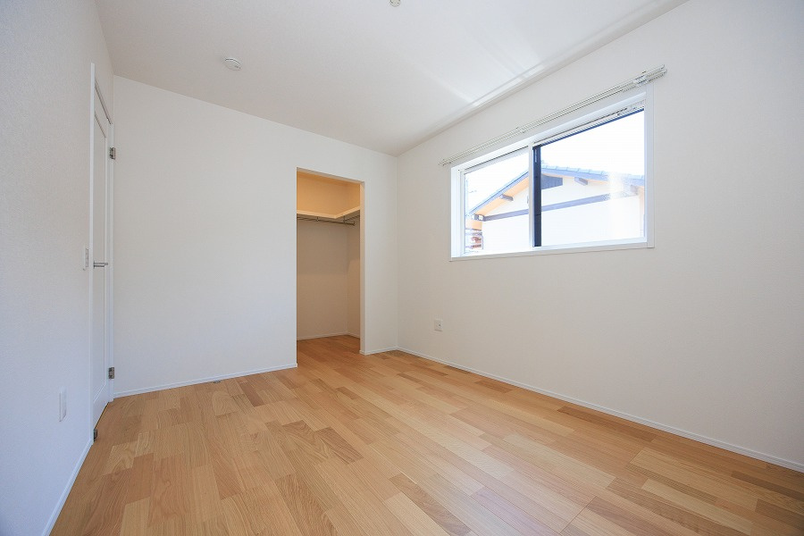 サンコート　八幡西区上の原１丁目の洋室