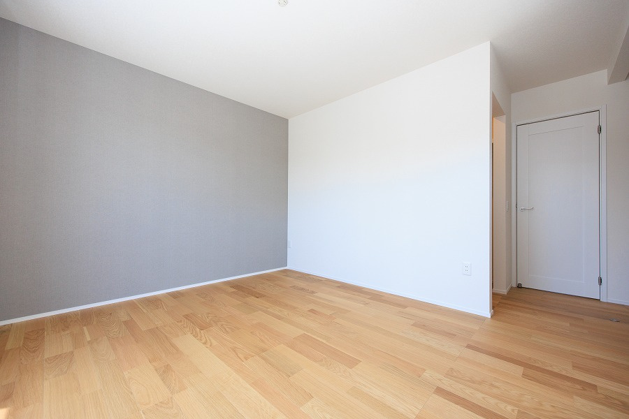 サンコート　八幡西区上の原１丁目の洋室