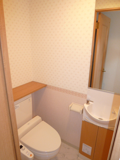 ラフォーレ諏訪野セントレ【キャッシュバック対象物件】のトイレ|落ち着いたトイレです