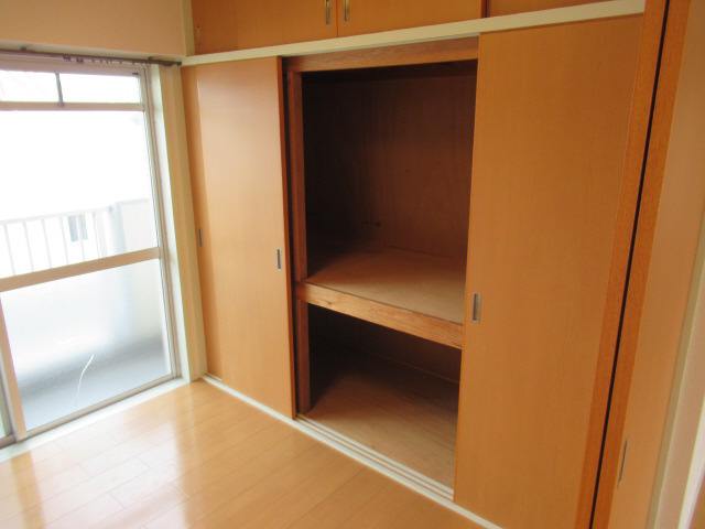 福田ハイツの収納