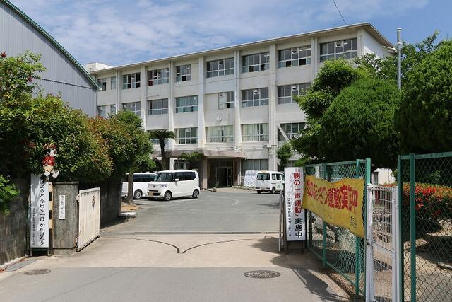 ｔｈｅ　ｐａｒｋ　久留米市津福今町の周辺|江南中学校まで2,000m 