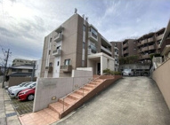 AZALEE　UEZONOの画像