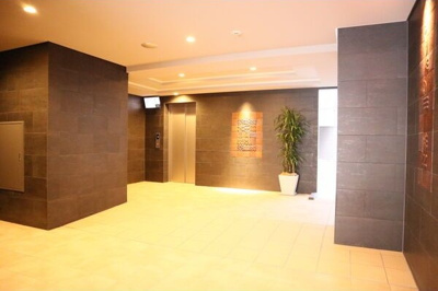 【エントランス】 | JS御園通