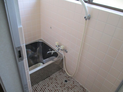 【浴室】 | 松葉荘(シェアハウスタイプ）2名の場合 | 日々の暮らしに欠かせないお風呂です