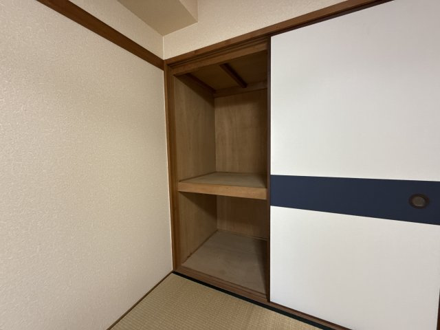 メゾン今在家の収納